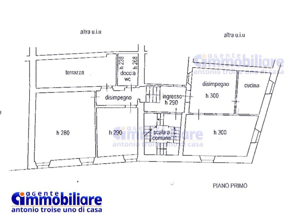pistoia-centro-storico-vendesi-appartamento-da-ristrutturare-terrazza 19