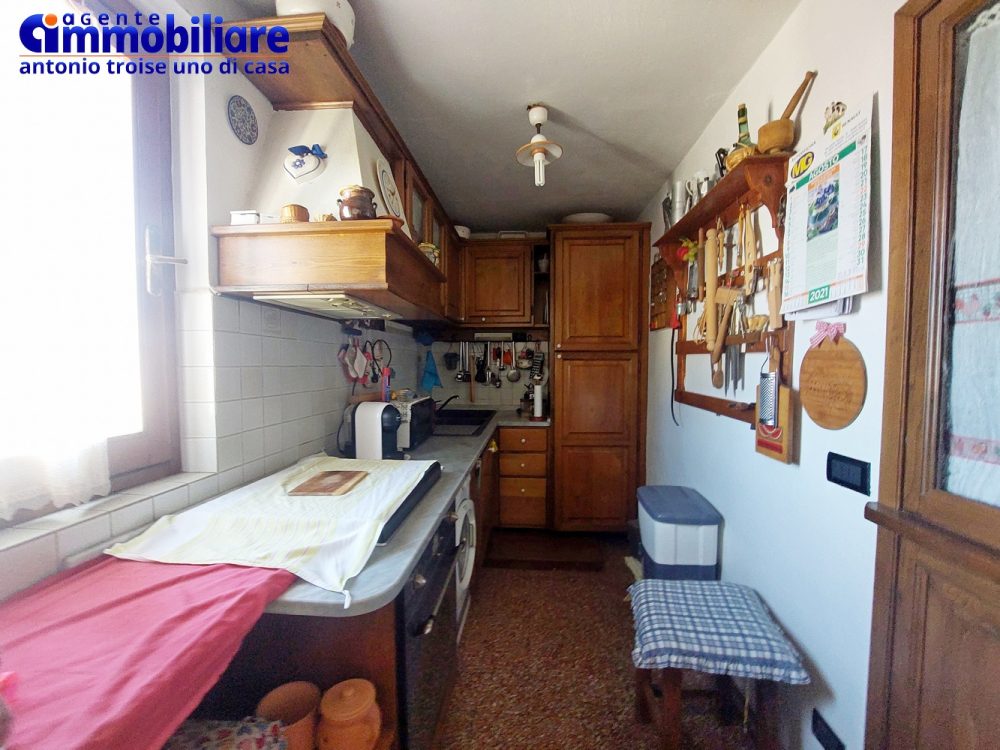 pistoia-vendita-piano-ultimo-appartamento-casa-abitazione 3