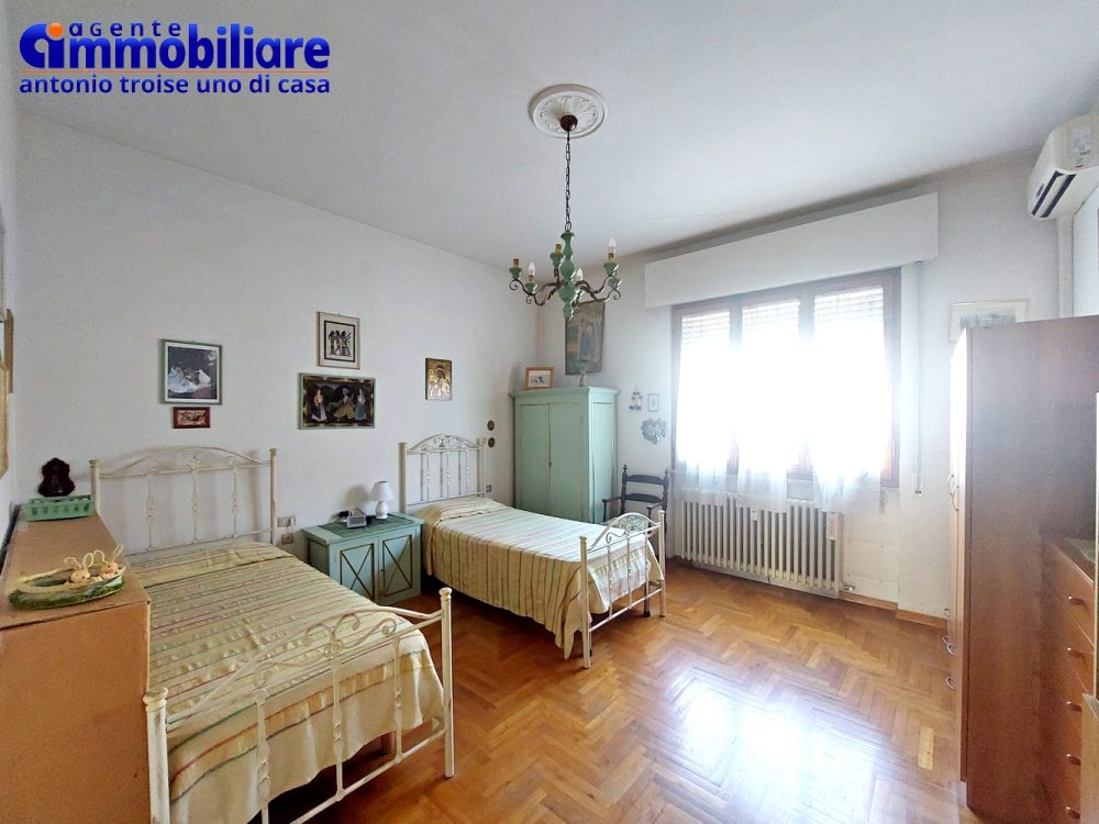 pistoia-coop-vendita-piano-rialzato-appartamento-garage-3-camere 18